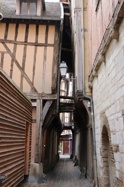 Troyes (21)